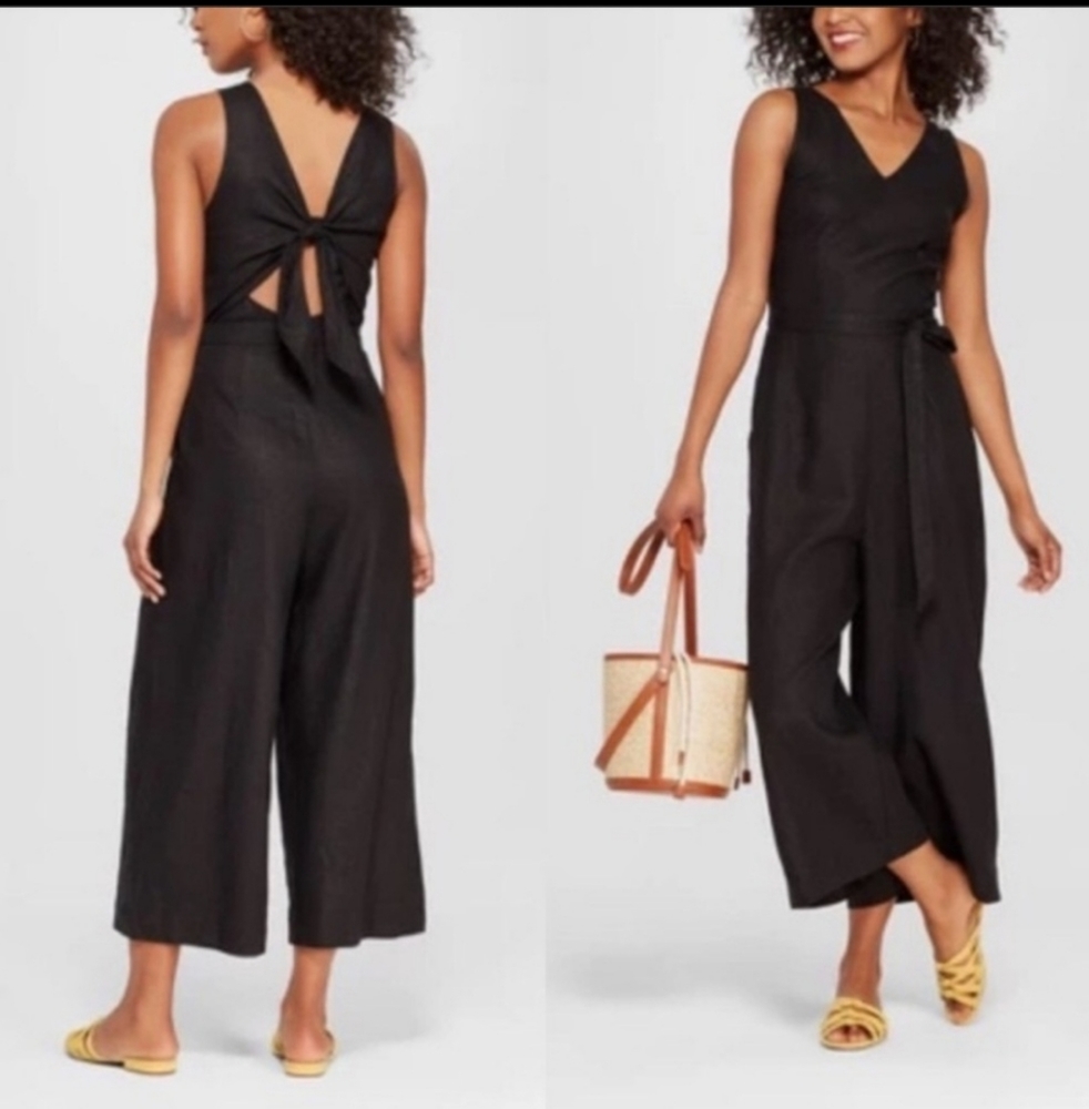 Who What Wear Black V-Neck Tie-Back Wide-Leg Jumpsuit